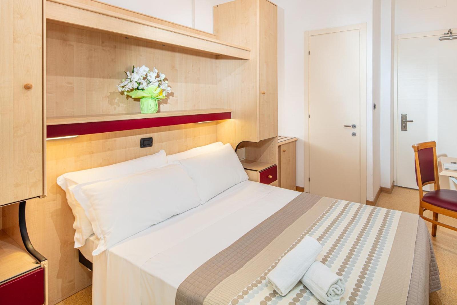 Hotel Regina リニャーノ・サッビアドーロ 部屋 写真